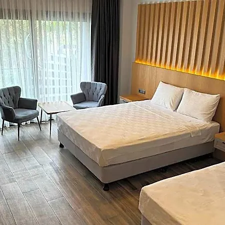 Hotel The Rest Port Argento 4*