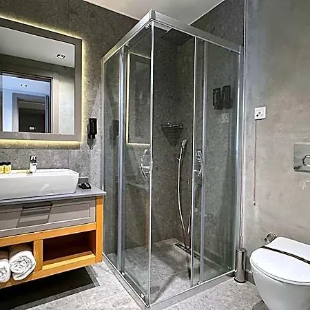 The Rest Port Argento Hotell Giris
