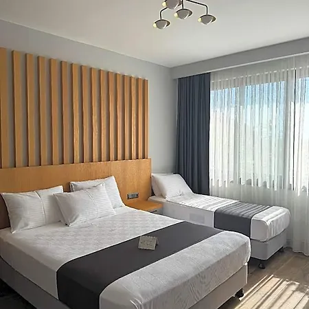 Hotell The Rest Port Argento 4*